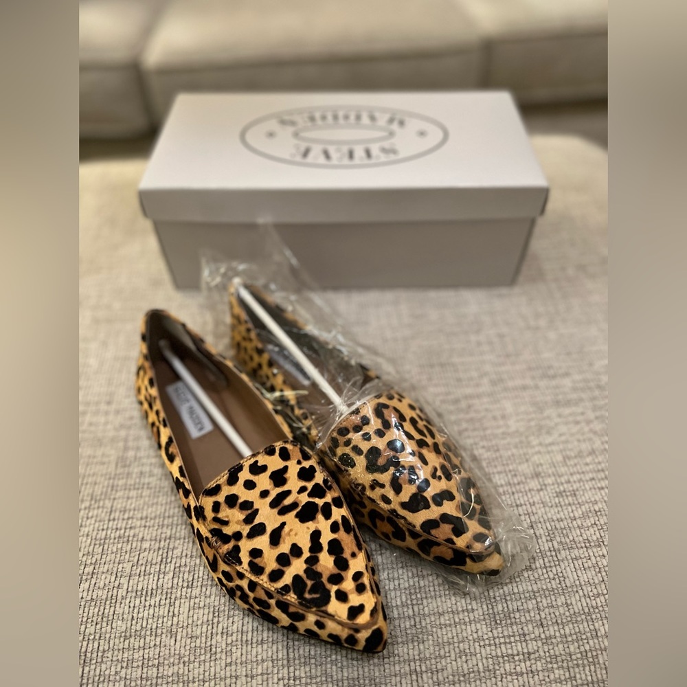 Steve Madden Featherl Leopard Flats NWB